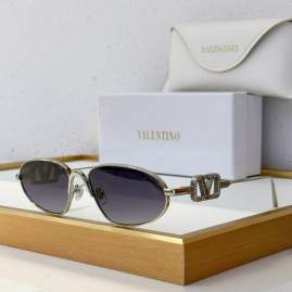 Picture of Valentino Sunglasses _SKUfw75731600fw